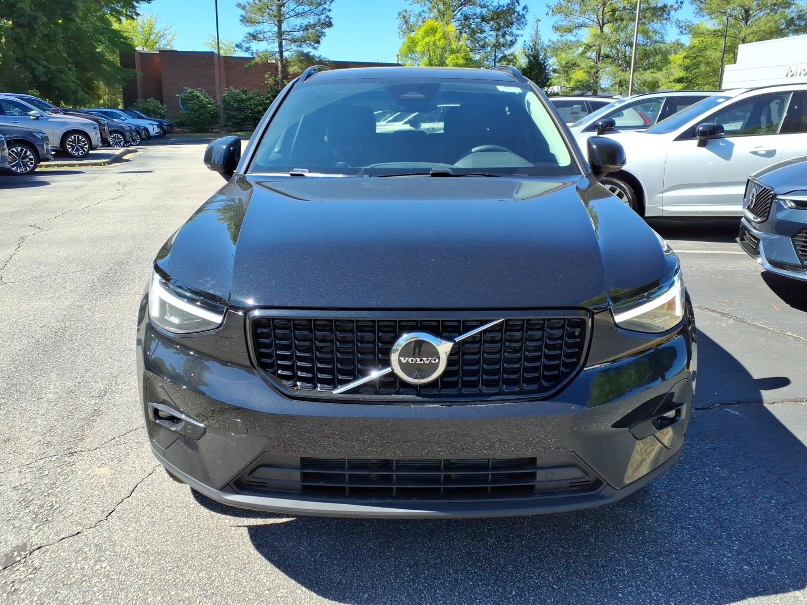 New 2026 Volvo XC40 B5 Plus w/ Protection Package Premier AWD/4WD image 7
