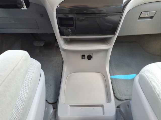 Used 2014 Toyota Sienna L FWD image 20