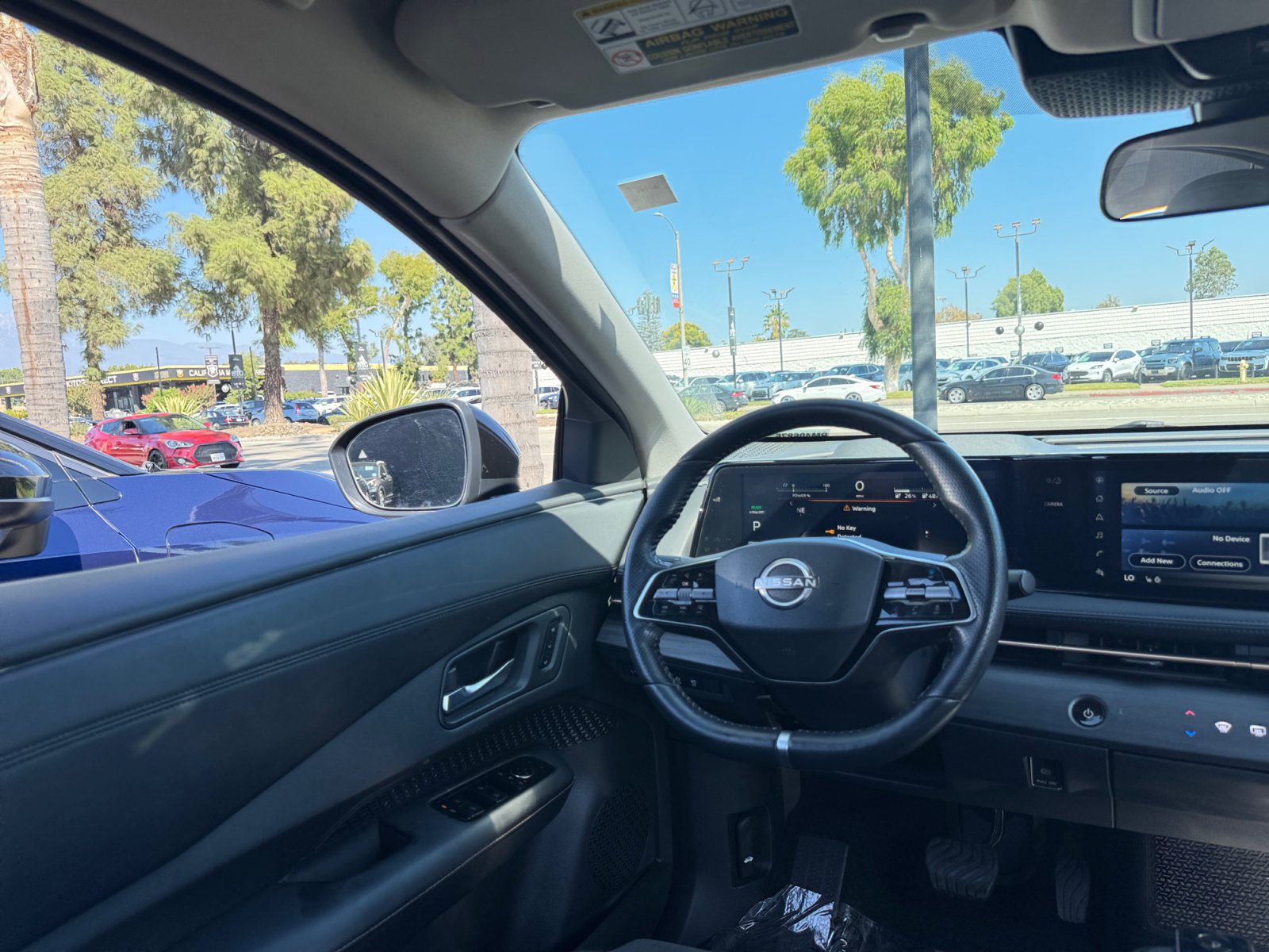 Used 2023 Nissan Ariya FWD image 22