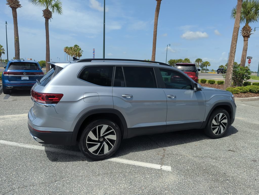 Used 2024 Volkswagen Atlas SE FWD image 5