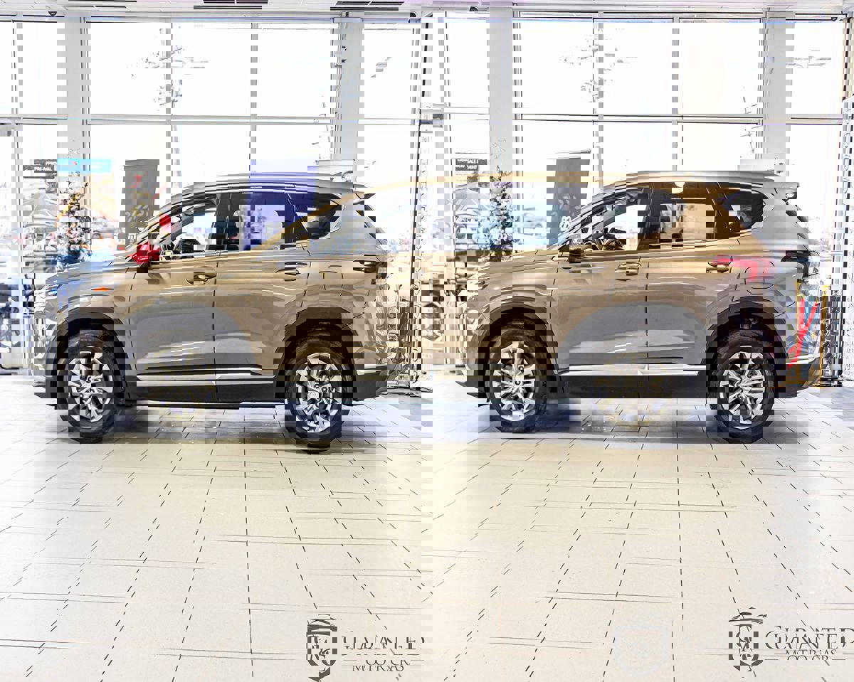 Used 2020 Hyundai Santa Fe SEL image 6