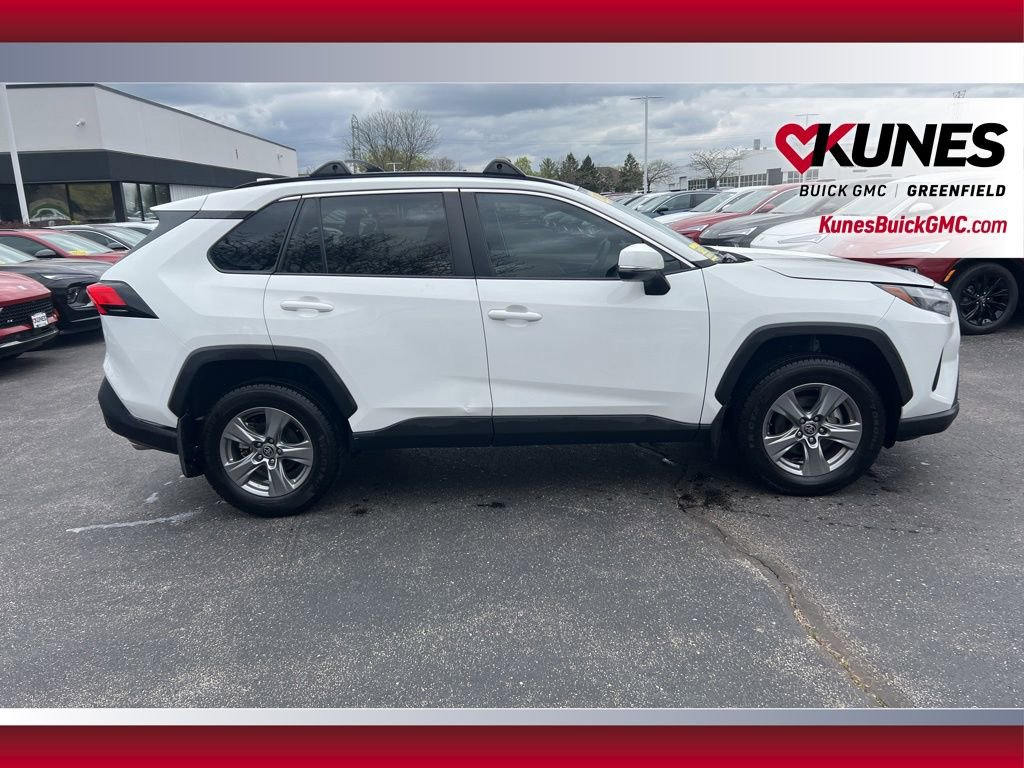Used 2023 Toyota RAV4 XLE w/ Convenience Package FWD image 3
