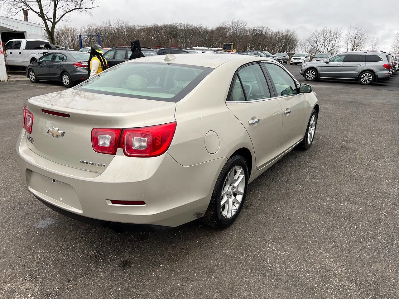 Used 2013 Chevrolet Malibu LTZ FWD image 4