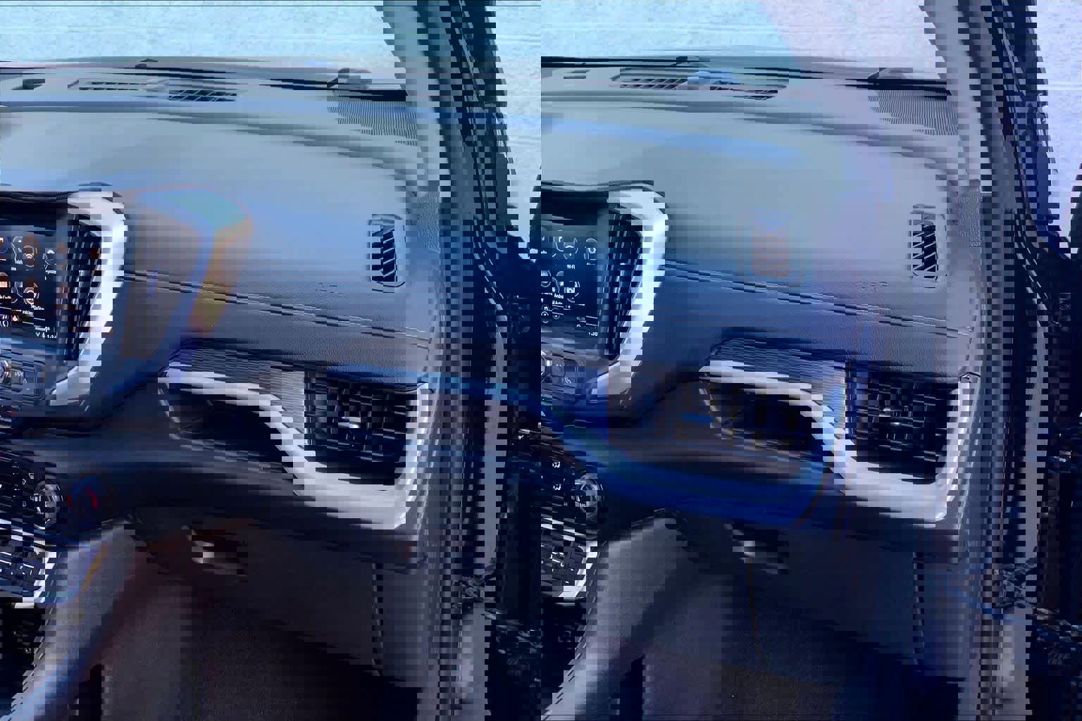 Used 2022 GMC Terrain SLE image 15