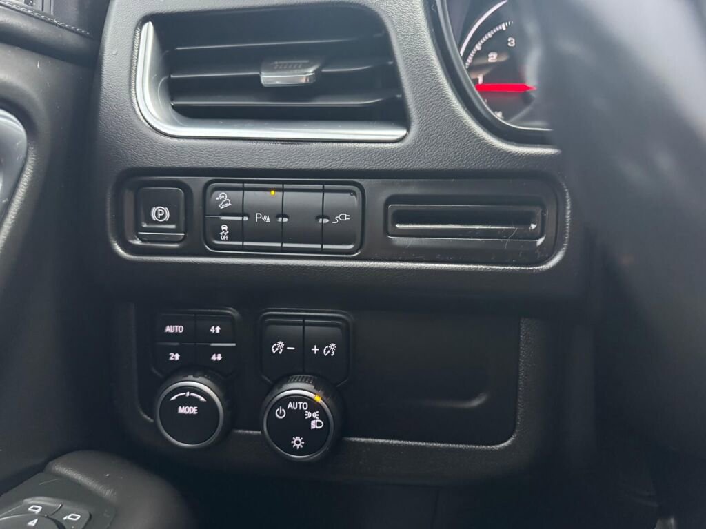 Used 2021 Chevrolet Tahoe Z71 image 21