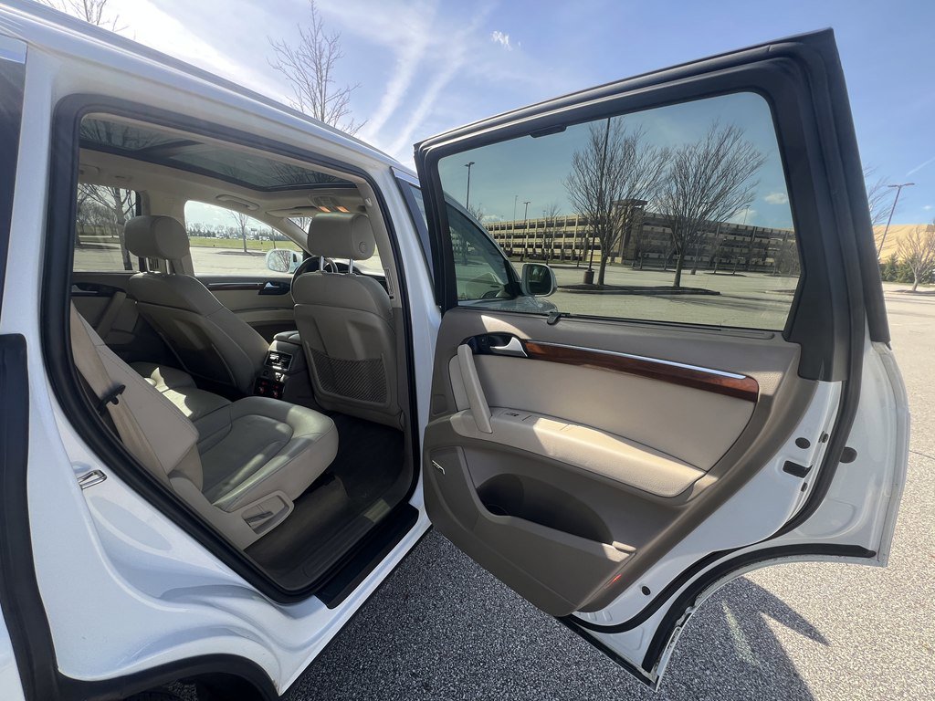 Used 2015 Audi Q7 3.0T Premium Plus w/ Premium Plus Package image 11