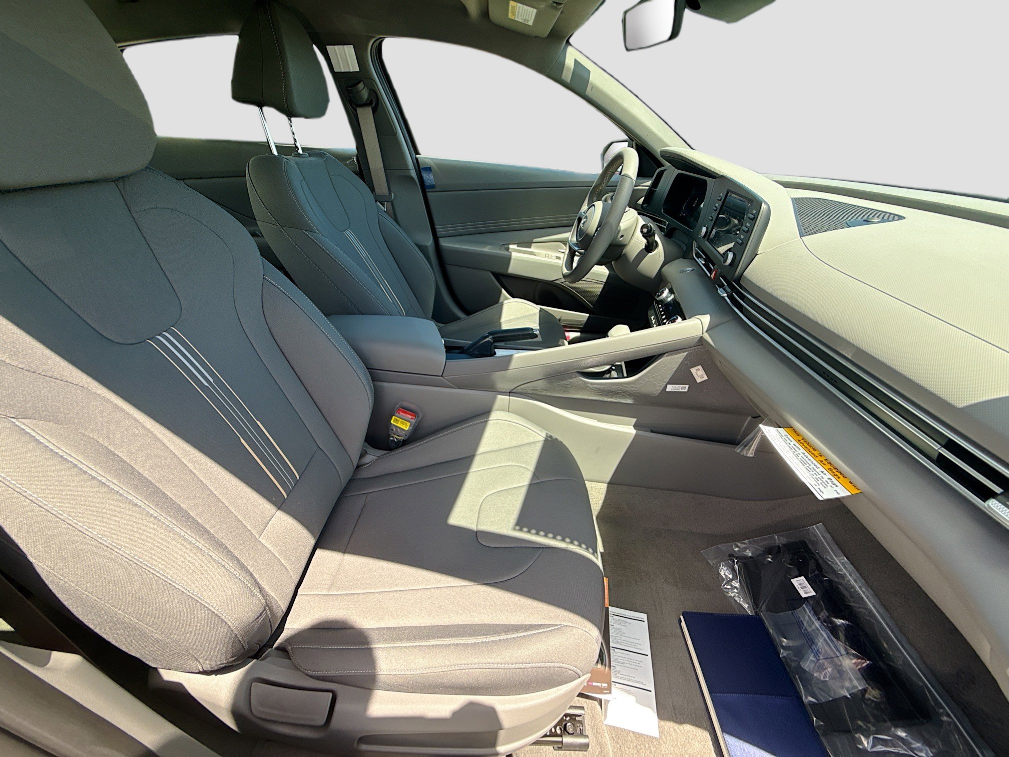 New 2026 Hyundai Elantra Sport FWD image 20