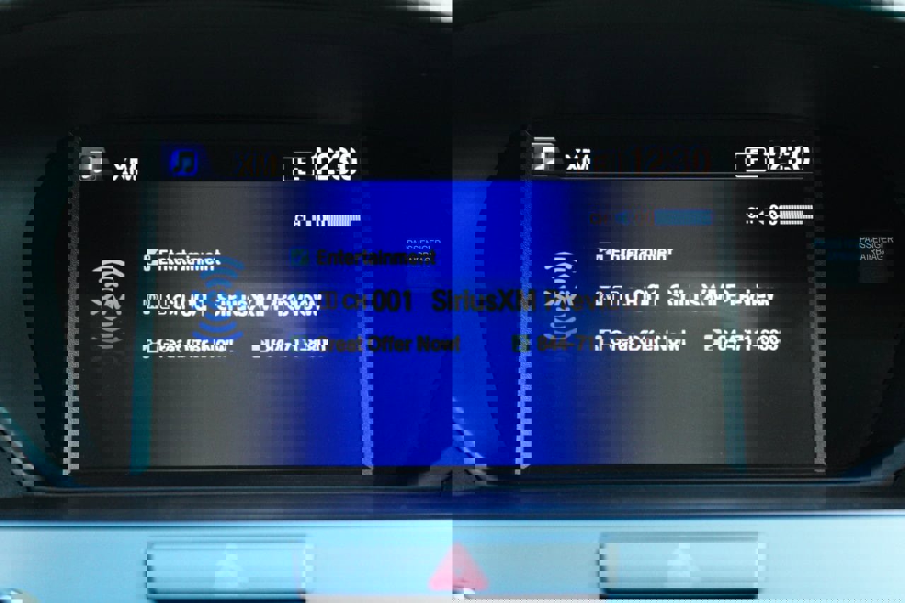 Used 2017 Acura TLX image 15