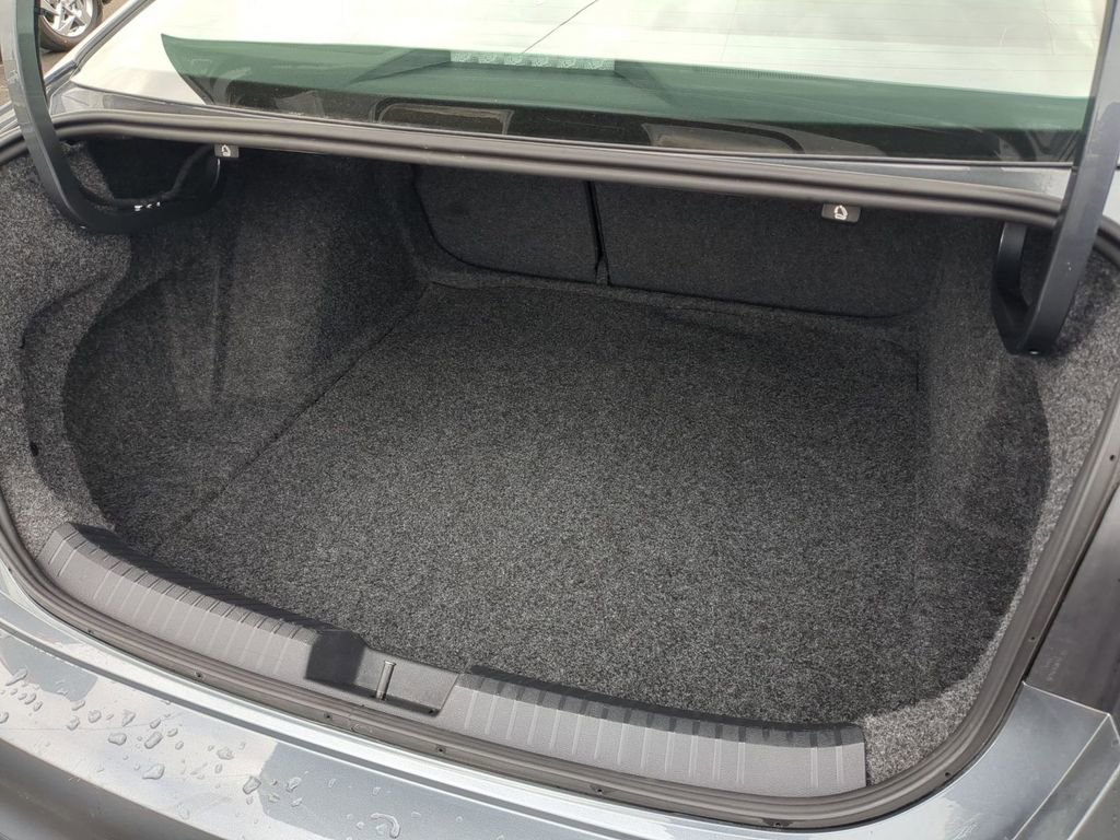 Used 2025 Volkswagen Jetta S image 23