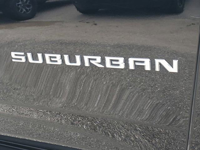 Used 2021 Chevrolet Suburban Premier w/ Premium Package image 9