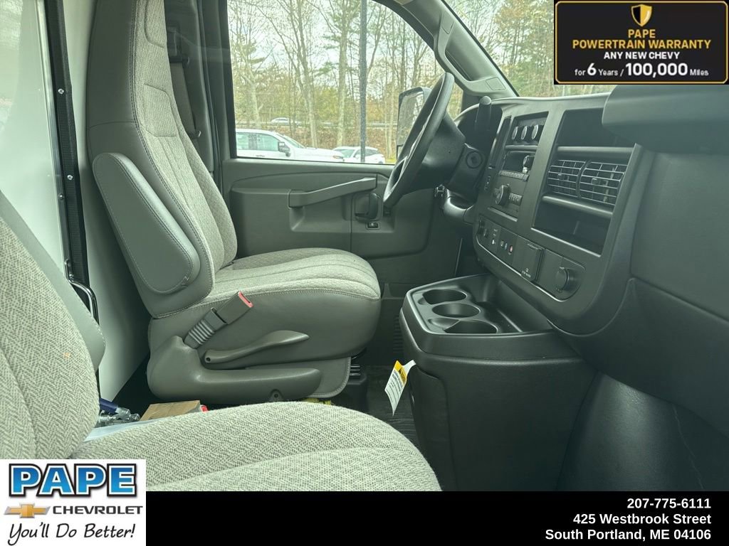 New 2026 Chevrolet Express 4500 w/ Power Convenience Package RWD image 1