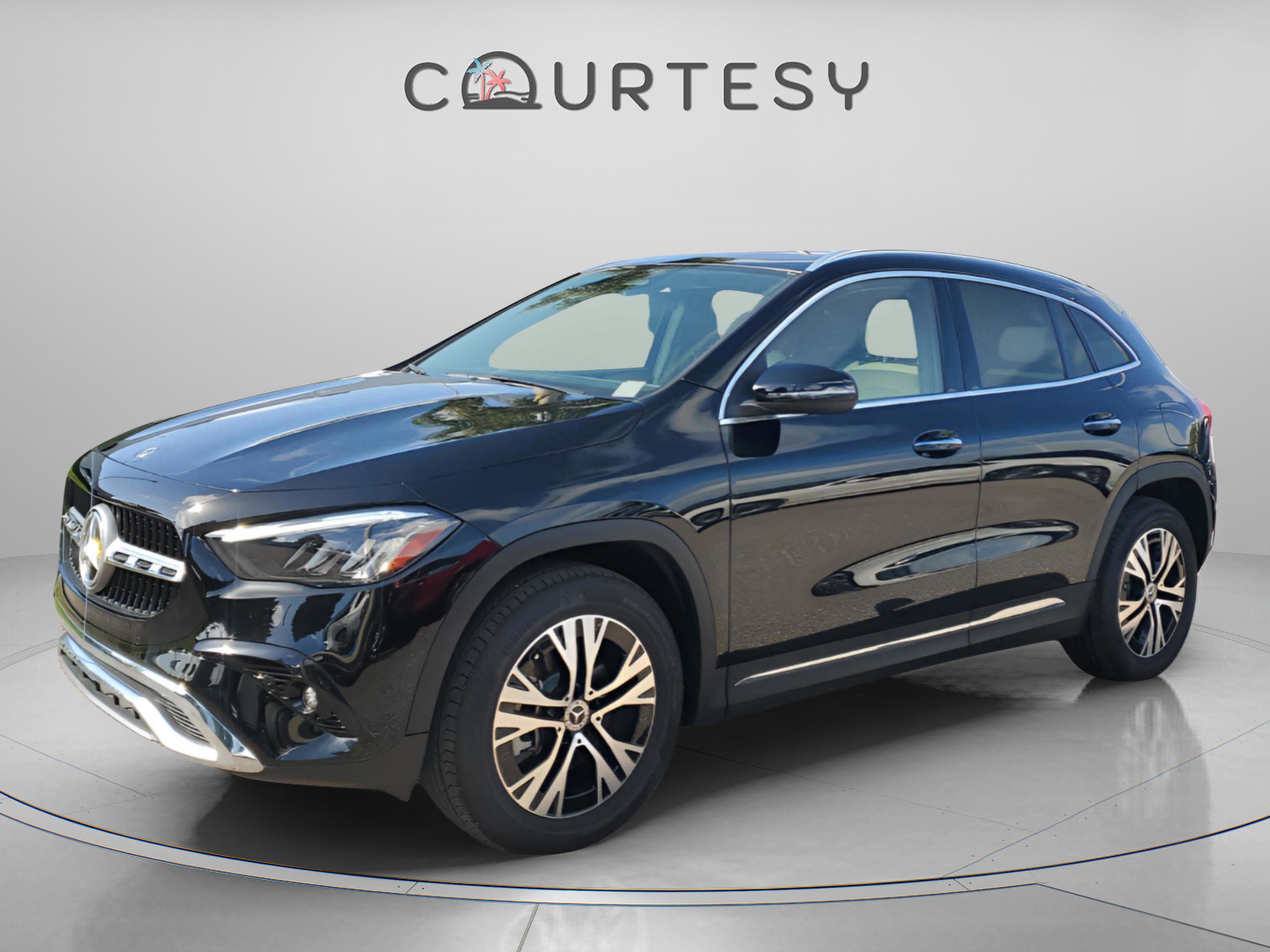 Used 2025 Mercedes-Benz GLA 250 image 1