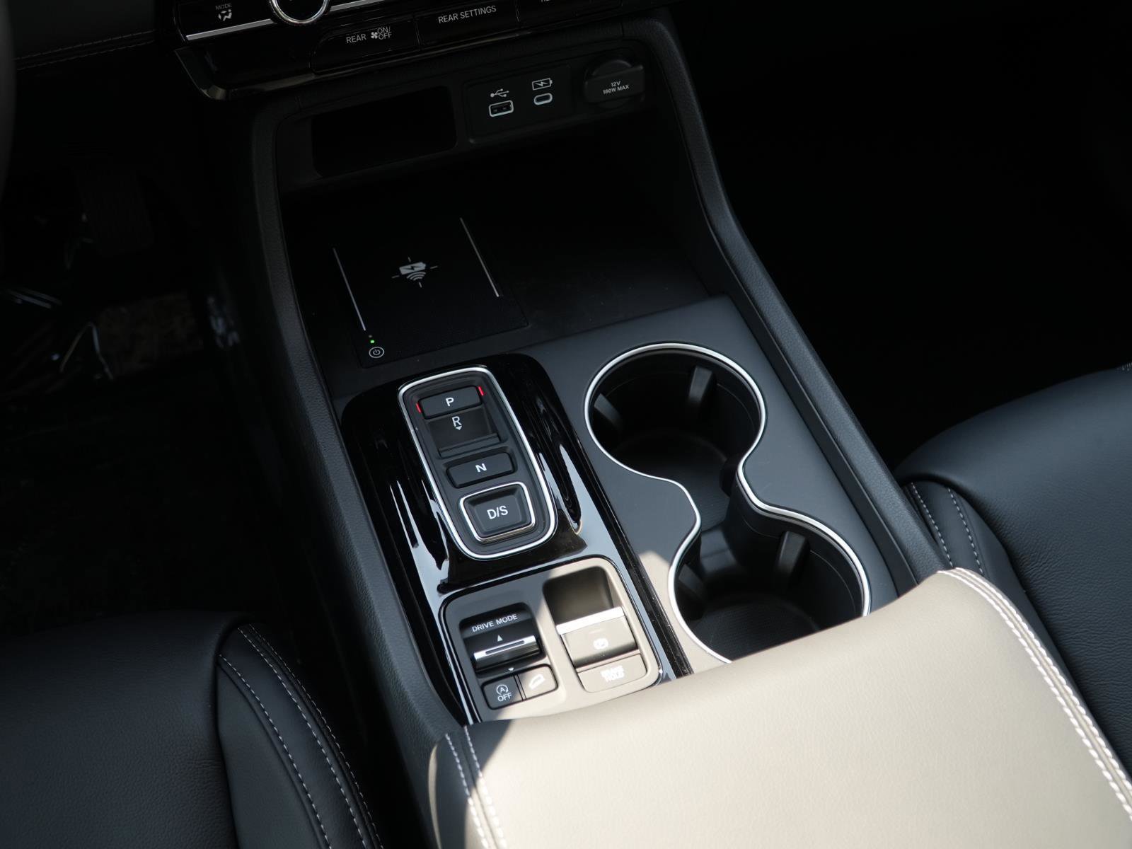 New 2025 Honda Pilot Touring image 27