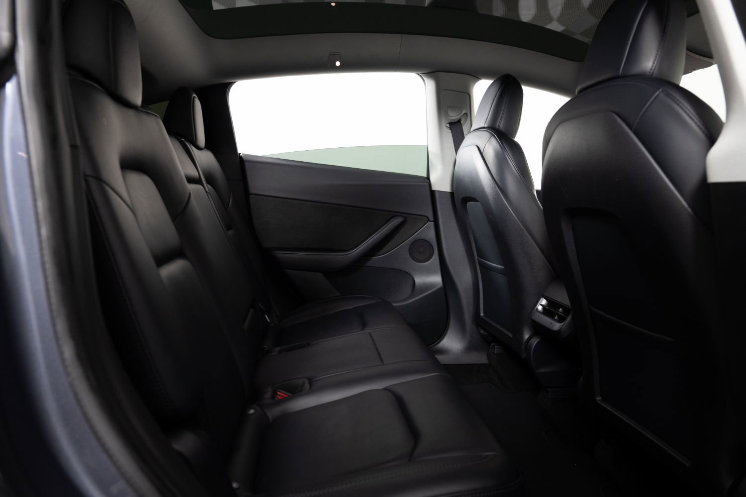 Used 2022 Tesla Model Y Performance AWD/4WD image 23