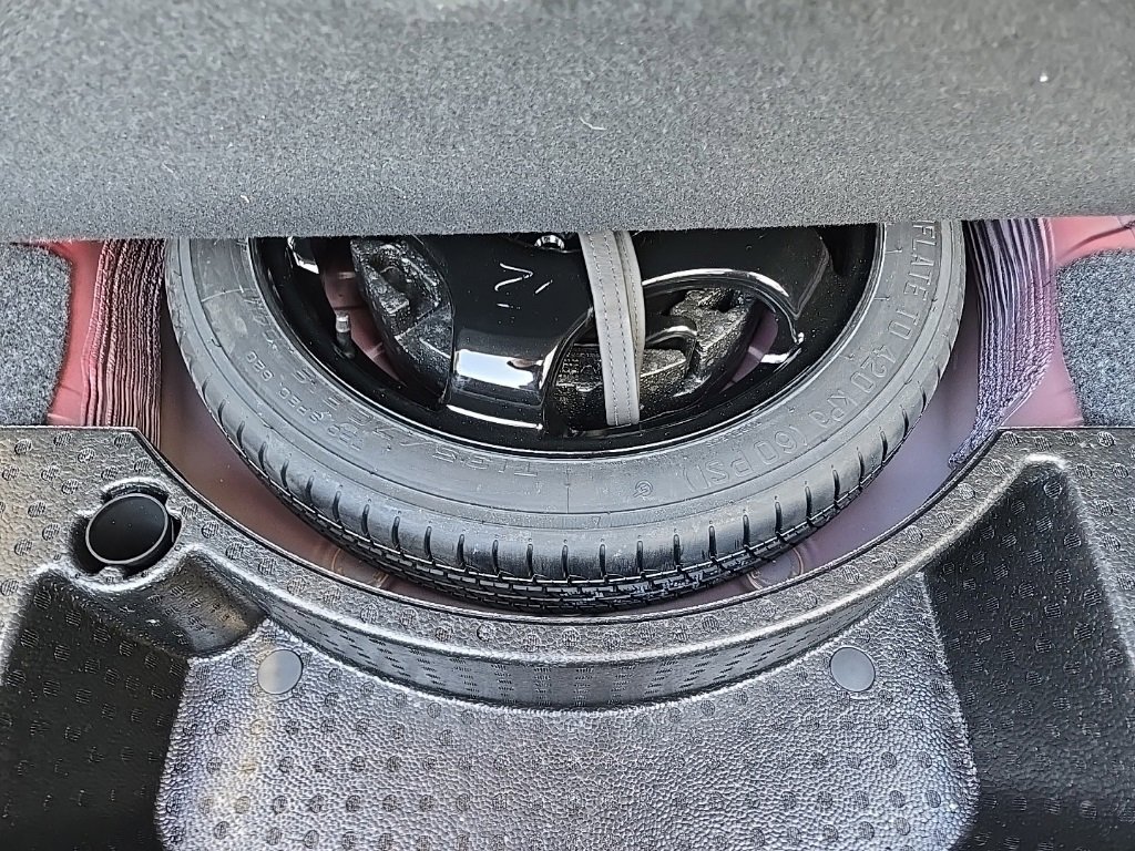 Used 2013 Cadillac XTS Luxury w/ Driver Awareness Package image 92