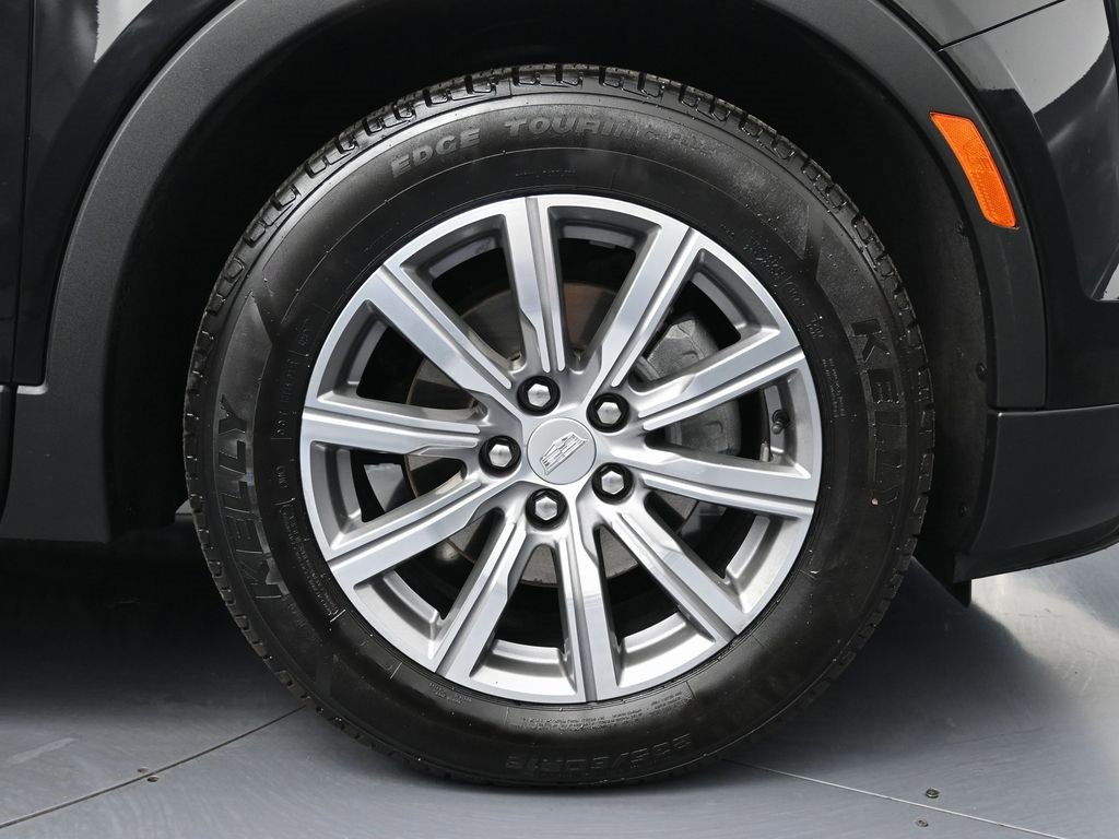 Used 2023 Cadillac XT4 Sport image 12