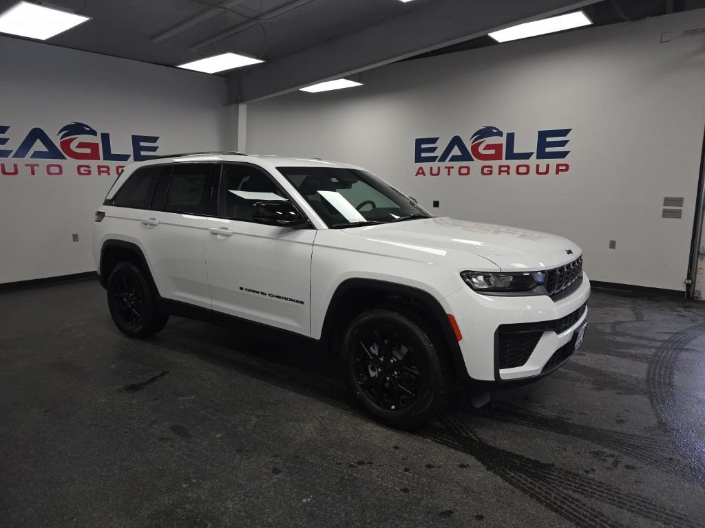 New 2026 Jeep Grand Cherokee Altitude