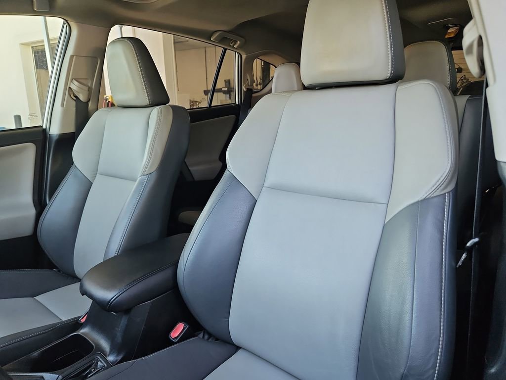 Used 2014 Toyota RAV4 Limited FWD image 22