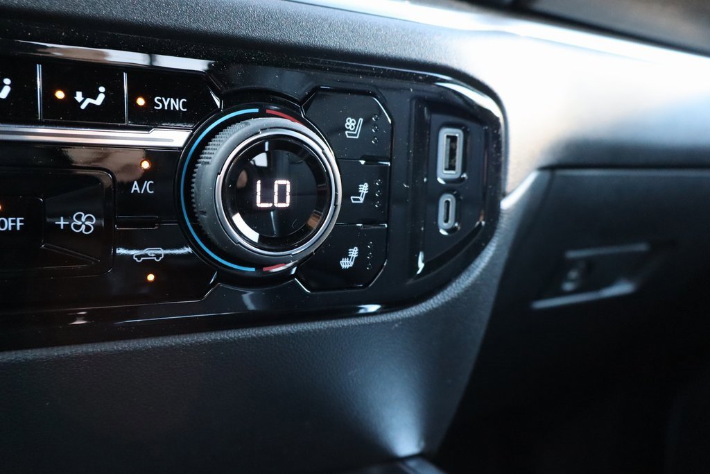 New 2026 Chevrolet Silverado 1500 High Country image 13