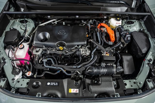 Certified 2022 Toyota RAV4 XLE Premium image 22