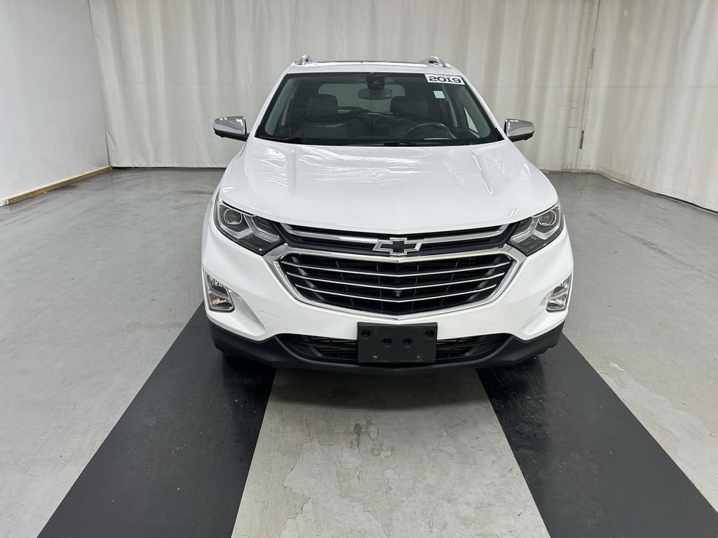 Used 2019 Chevrolet Equinox Premier AWD/4WD image 2