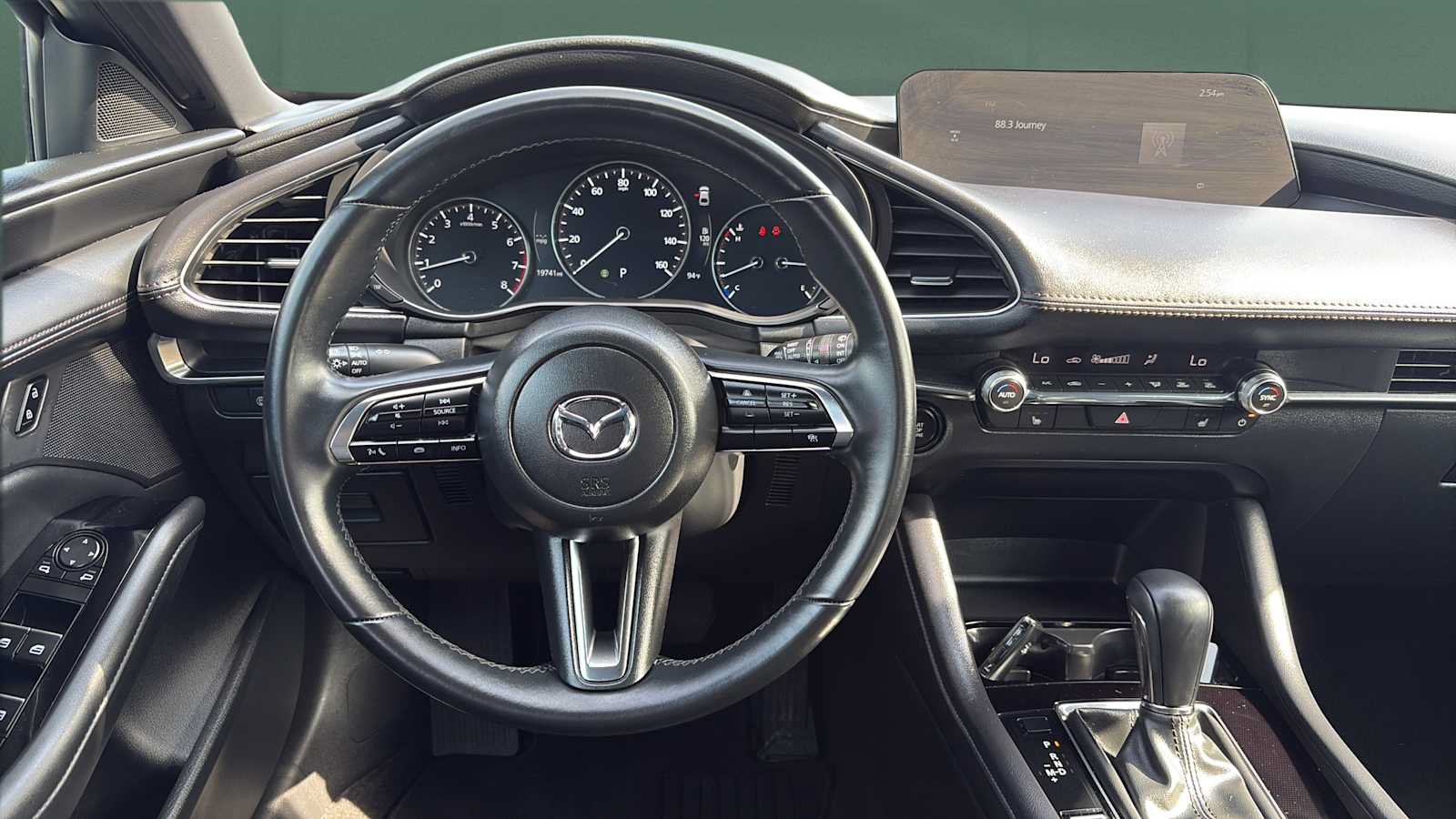 Used 2024 MAZDA MAZDA3 s FWD image 19