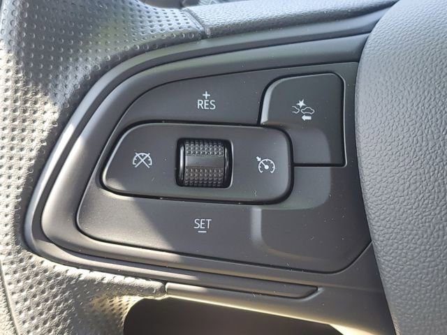 Used 2025 Buick Envista Preferred w/ Convenience II Package image 14