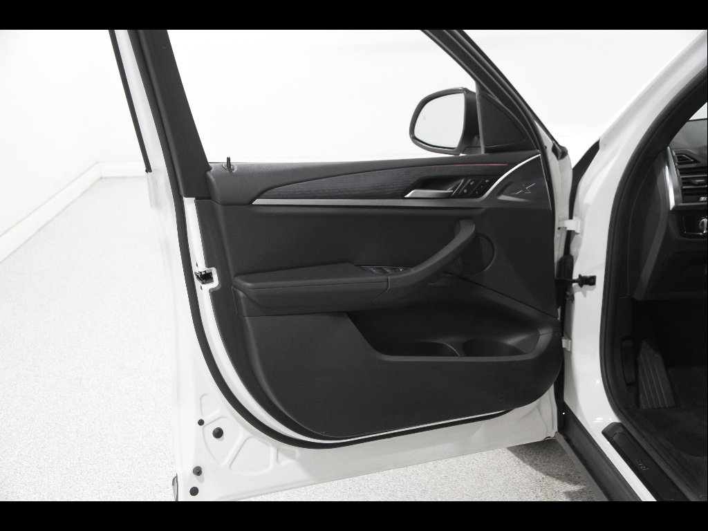 Certified 2024 BMW X3 xDrive30i w/ Premium Package w/ZPA image 4