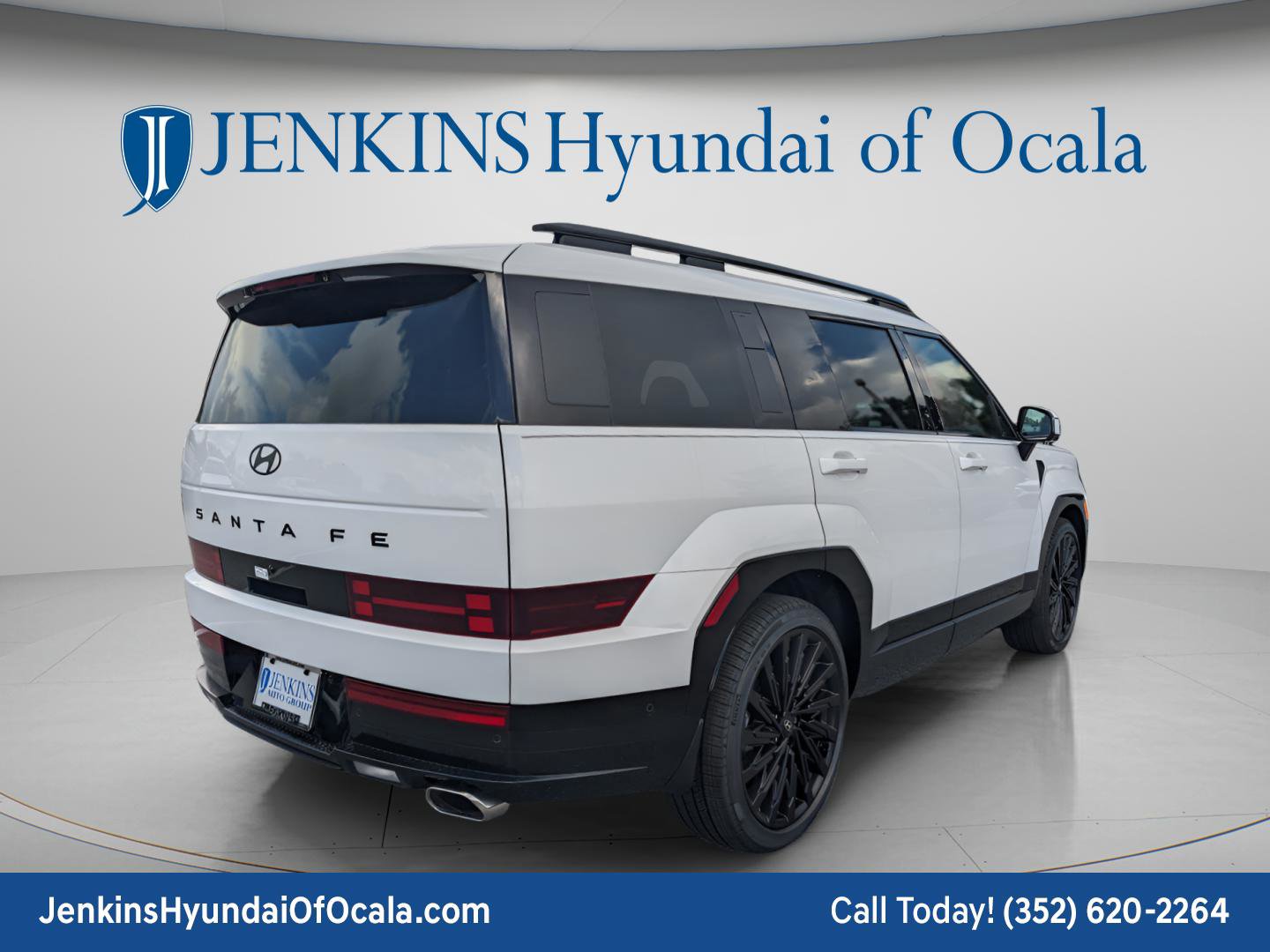 Used 2025 Hyundai Santa Fe Calligraphy image 3