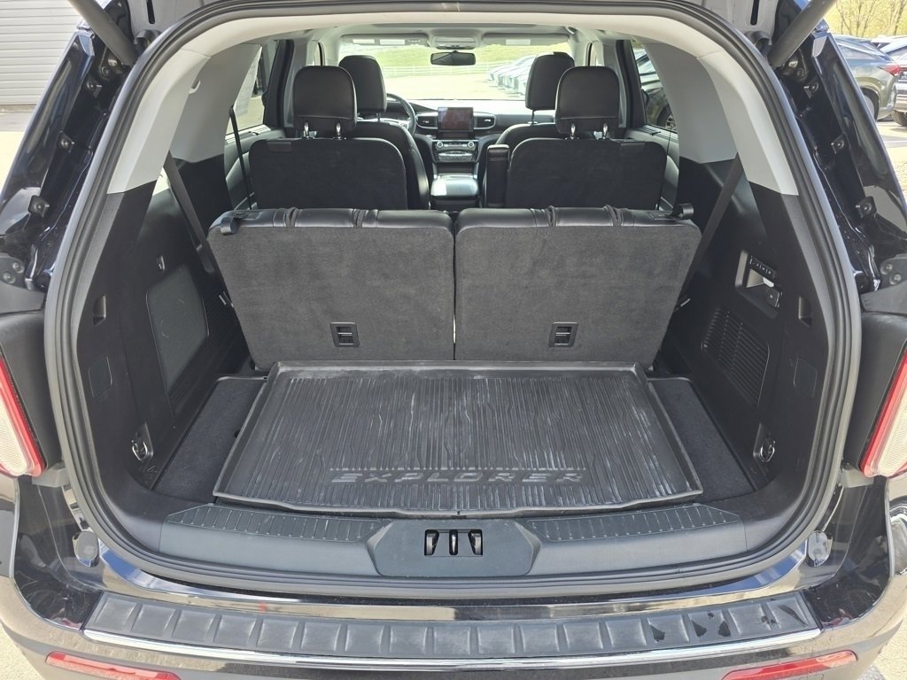 Used 2021 Ford Explorer Limited w/ Hybrid Equipment Group 310A image 30
