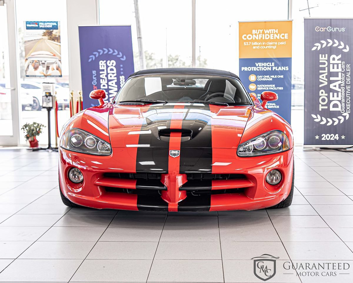 Used 2005 Dodge Viper SRT-10 RWD image 2