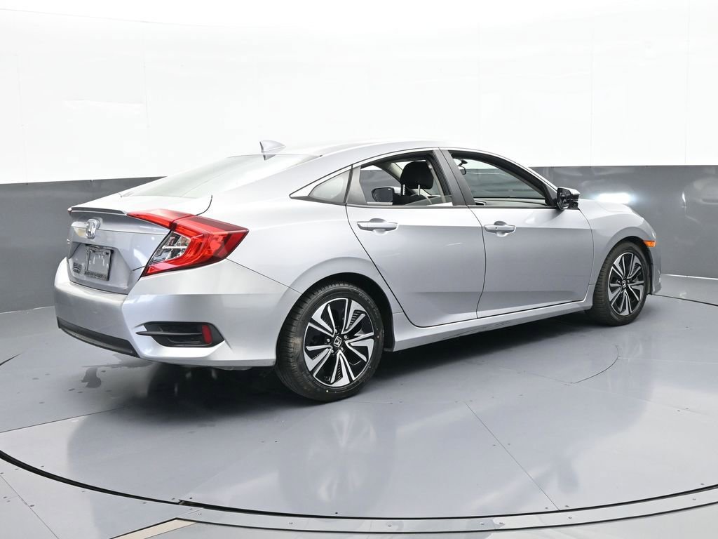 Used 2018 Honda Civic EX-T image 6