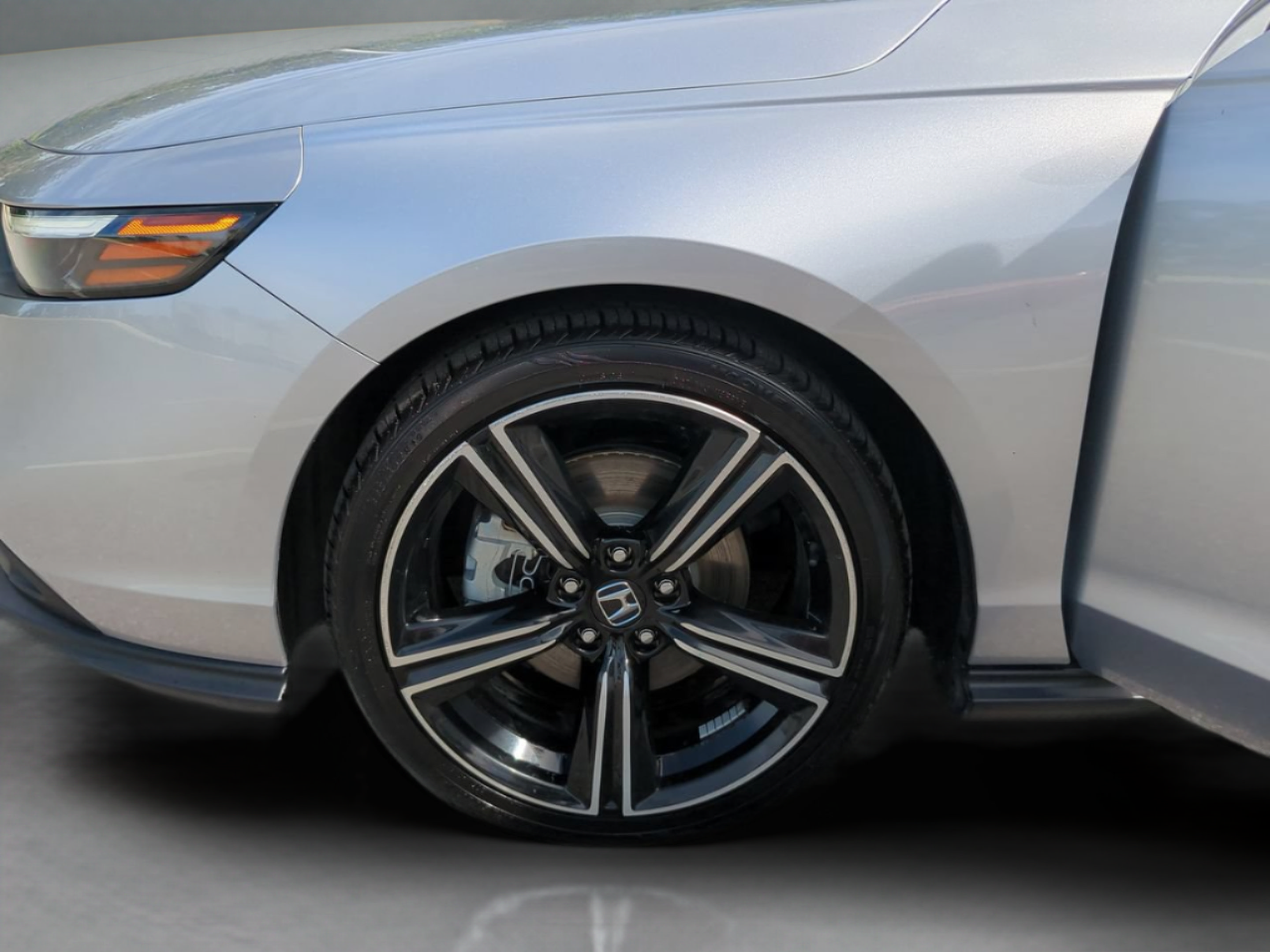 Certified 2024 Honda Accord Sport image 32