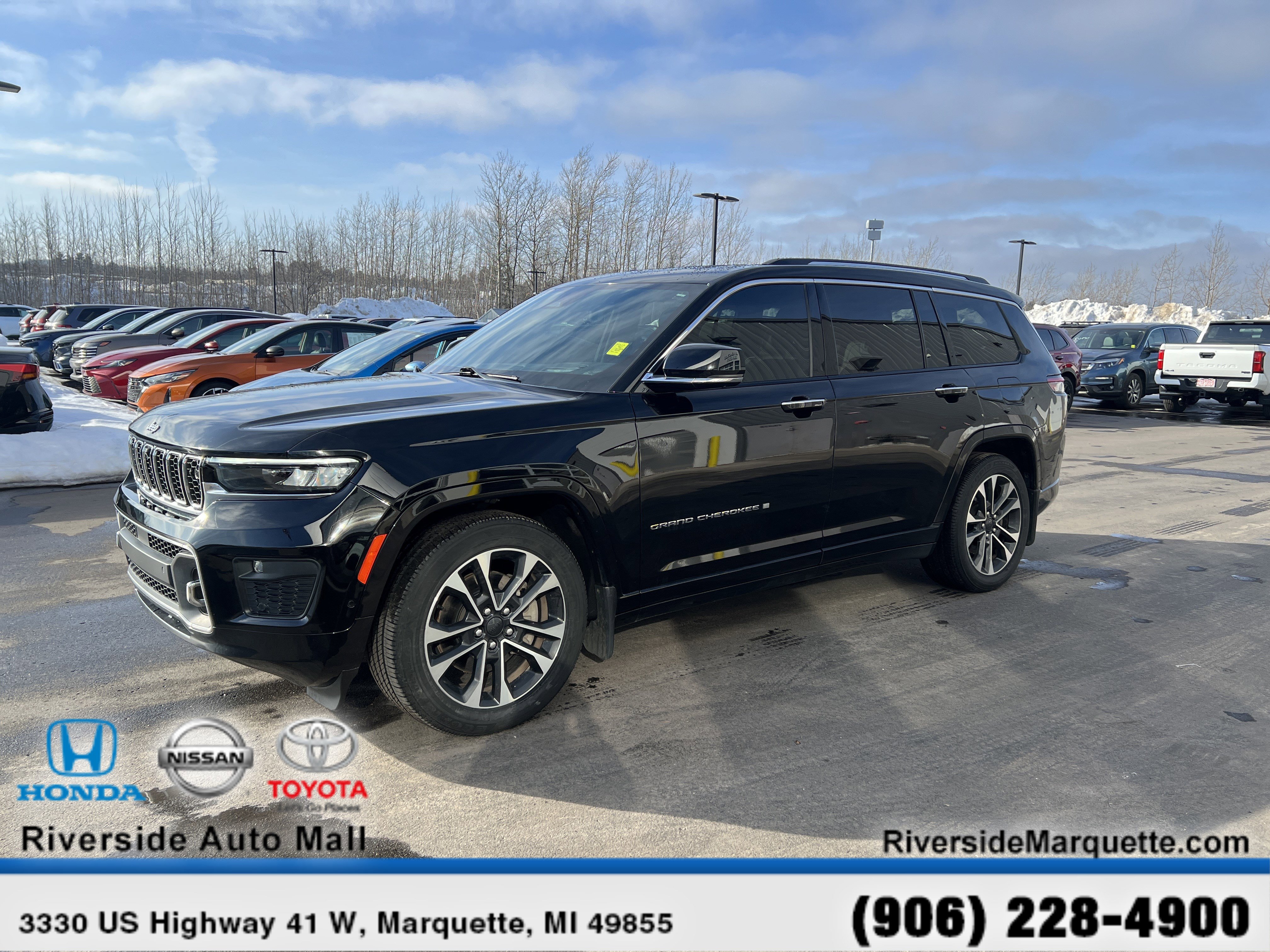 Used 2022 Jeep Grand Cherokee L Overland w/ Advanced Protech Group III image 3