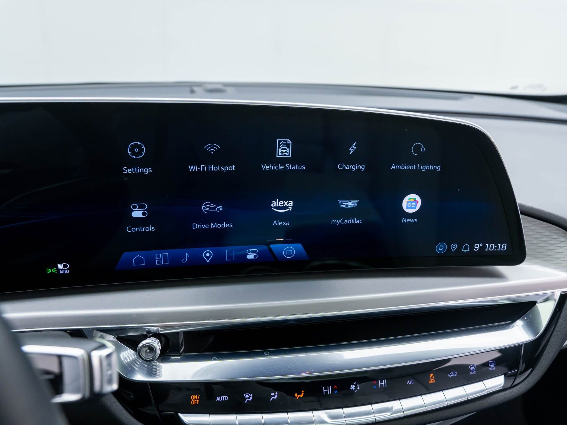 Certified 2024 Cadillac Lyriq Luxury w/ LPO, Floor Liner Package image 33