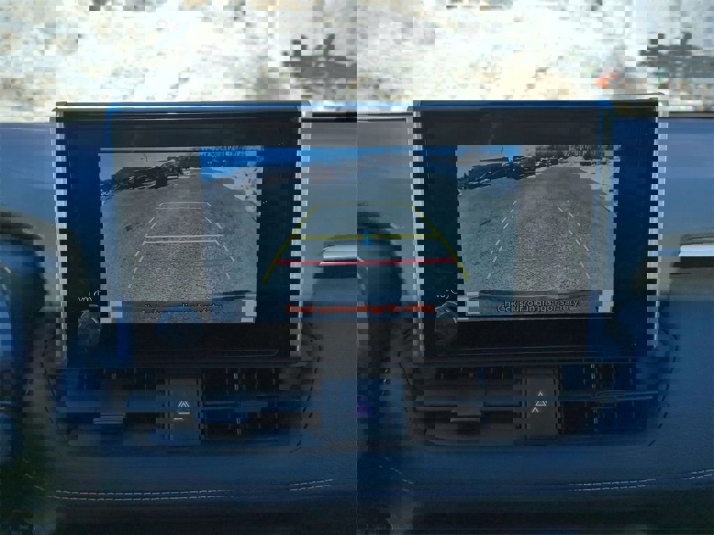 Used 2023 Toyota RAV4 XLE w/ Convenience Package image 13