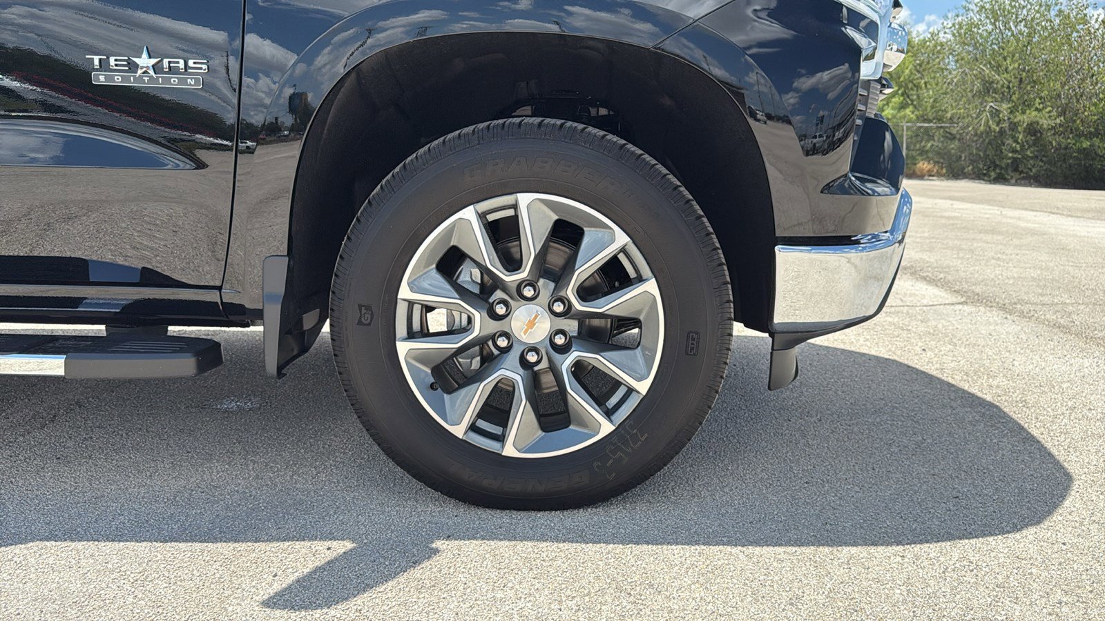 New 2026 Chevrolet Silverado 1500 LT w/ Texas Edition Plus AWD/4WD image 25