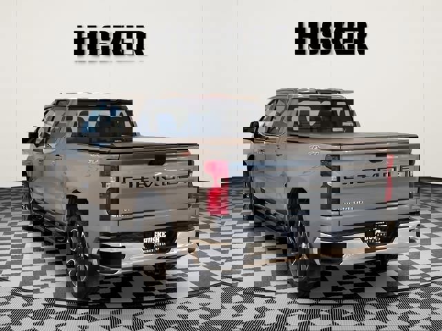 Used 2024 Chevrolet Silverado 1500 LT image 5