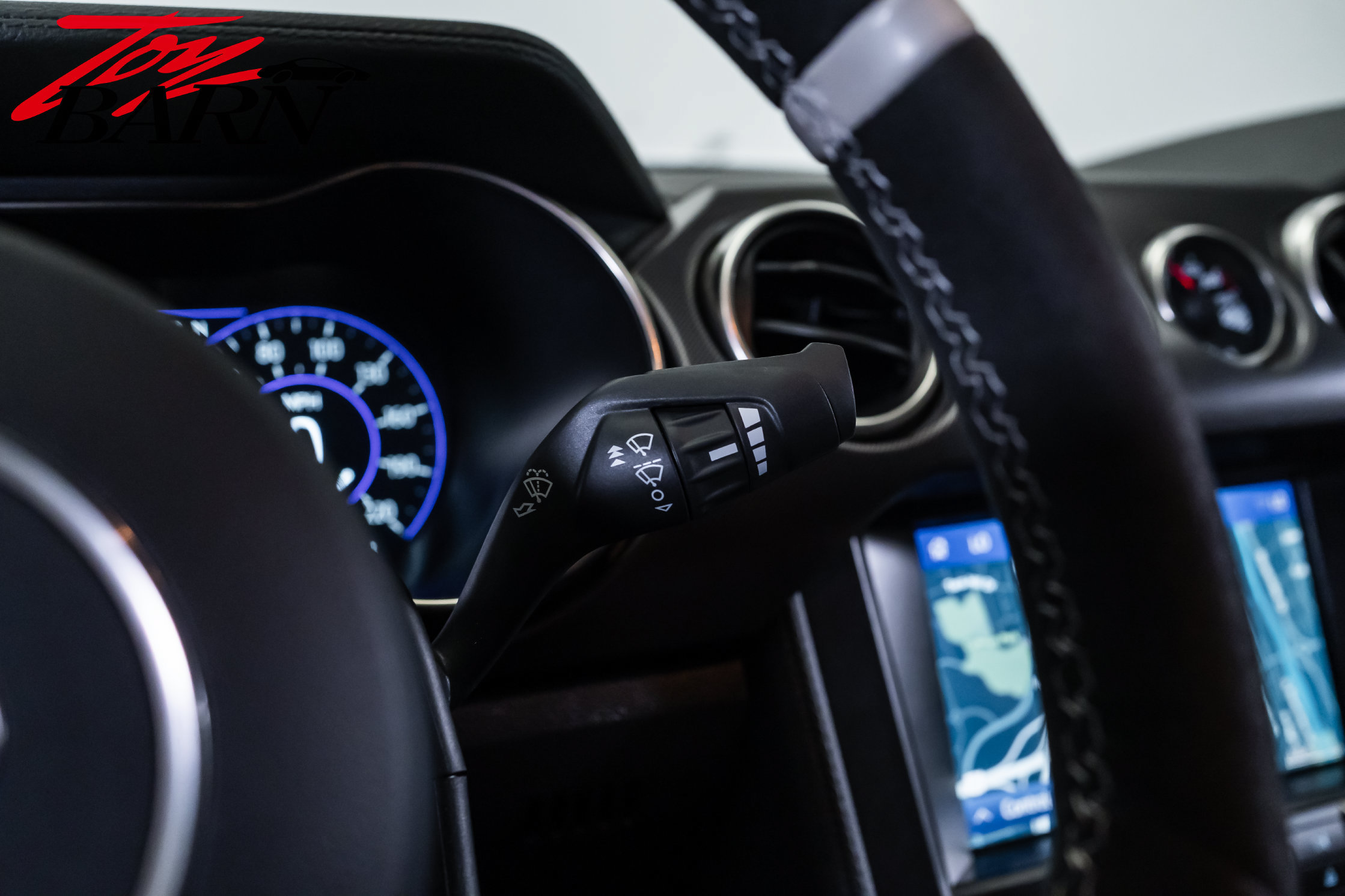 Used 2020 Ford Mustang Shelby GT500 w/ Technology Package RWD image 32