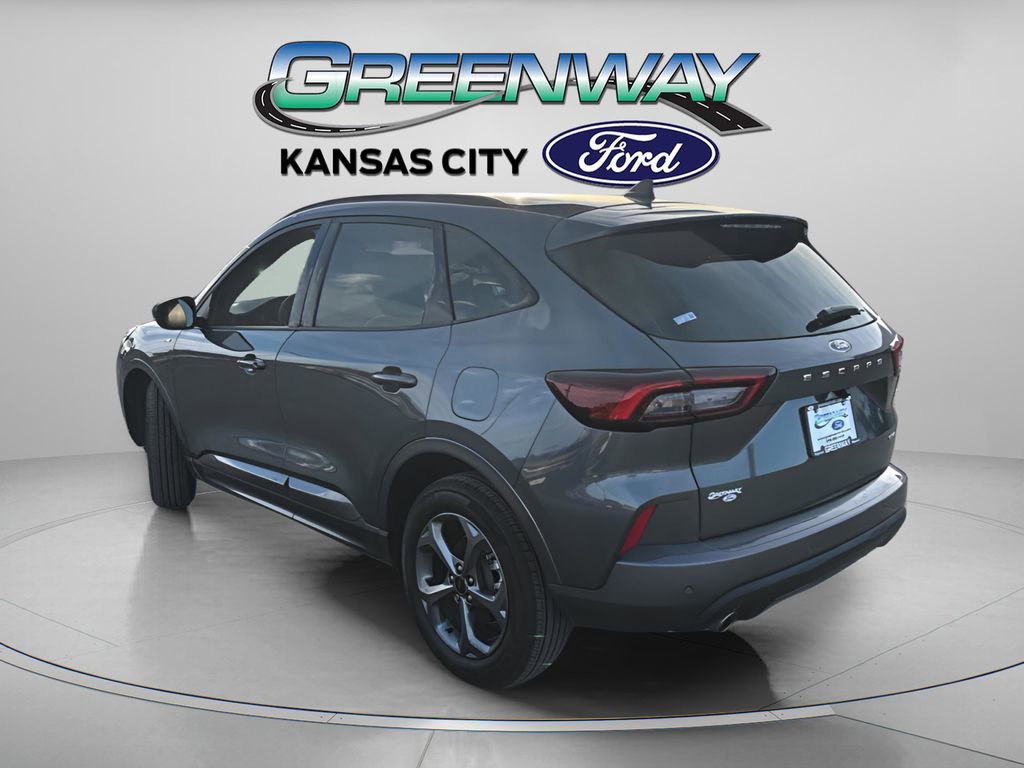 Used 2024 Ford Escape ST-Line w/ Tech Pack #1 image 5