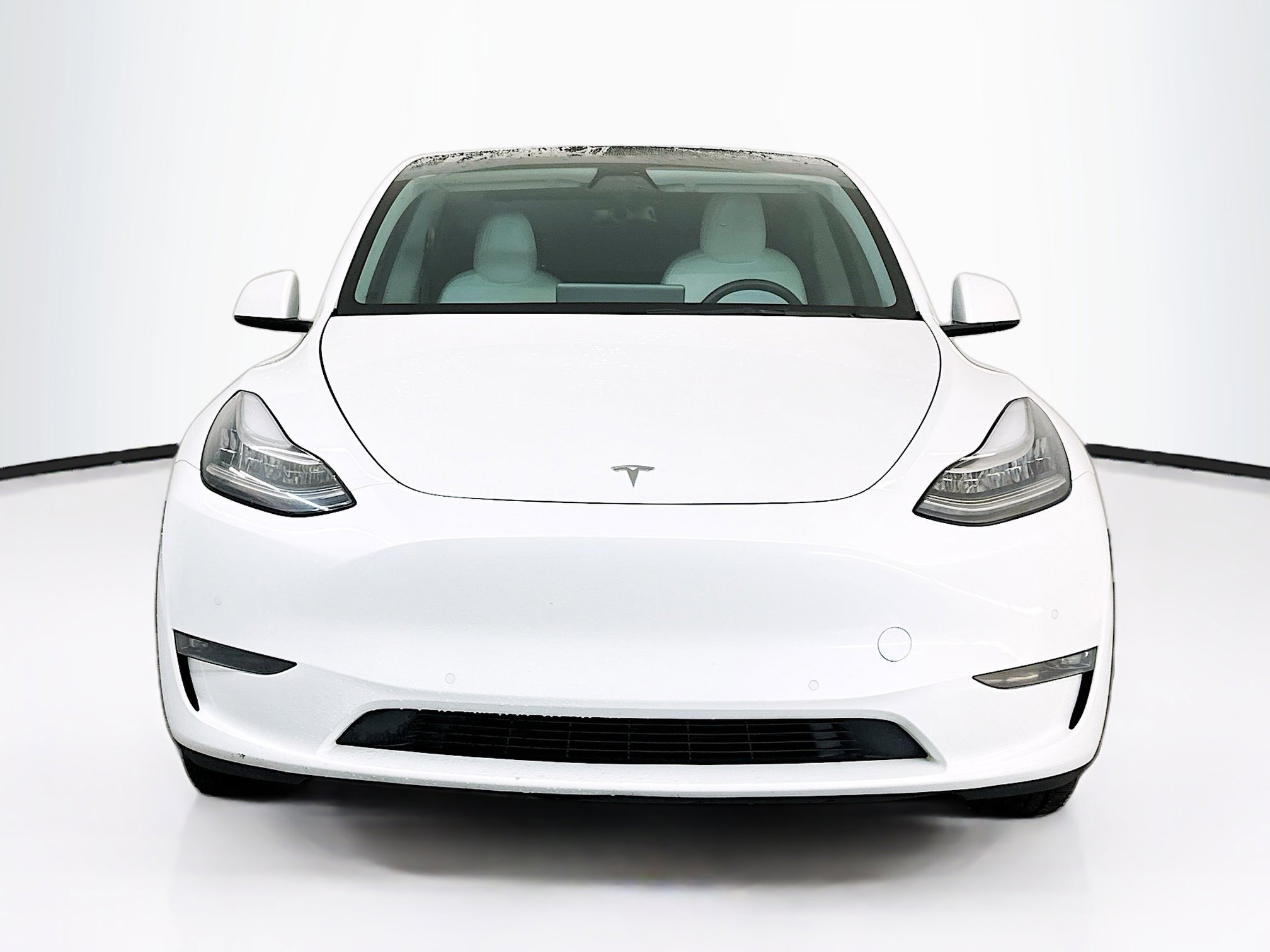 Used 2021 Tesla Model Y Long Range AWD/4WD image 2