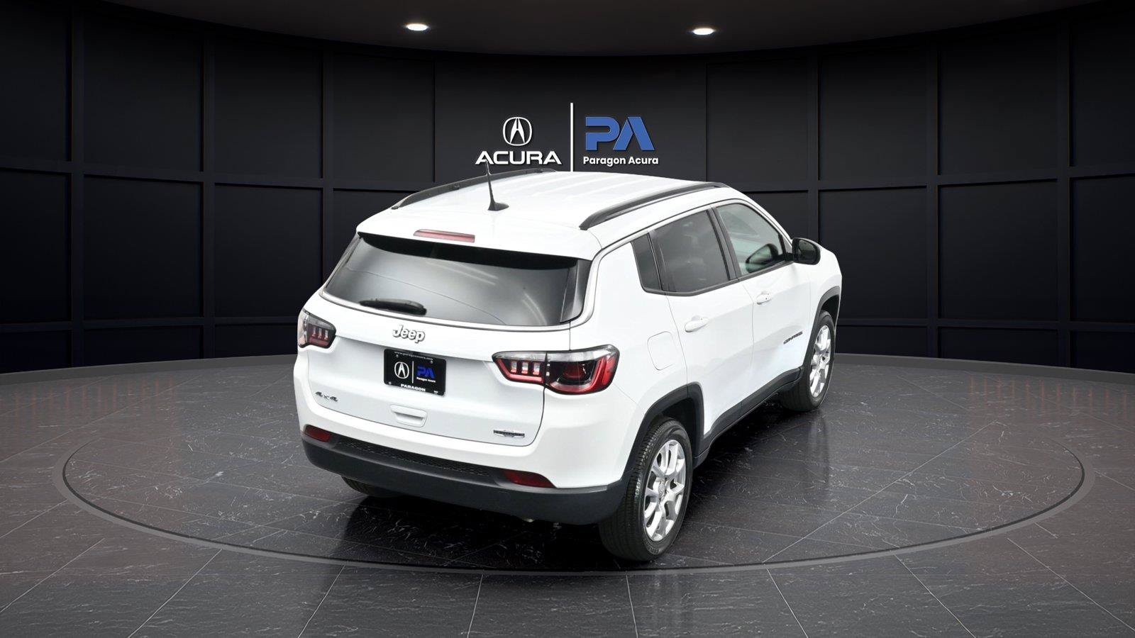 Used 2023 Jeep Compass Latitude AWD/4WD image 36