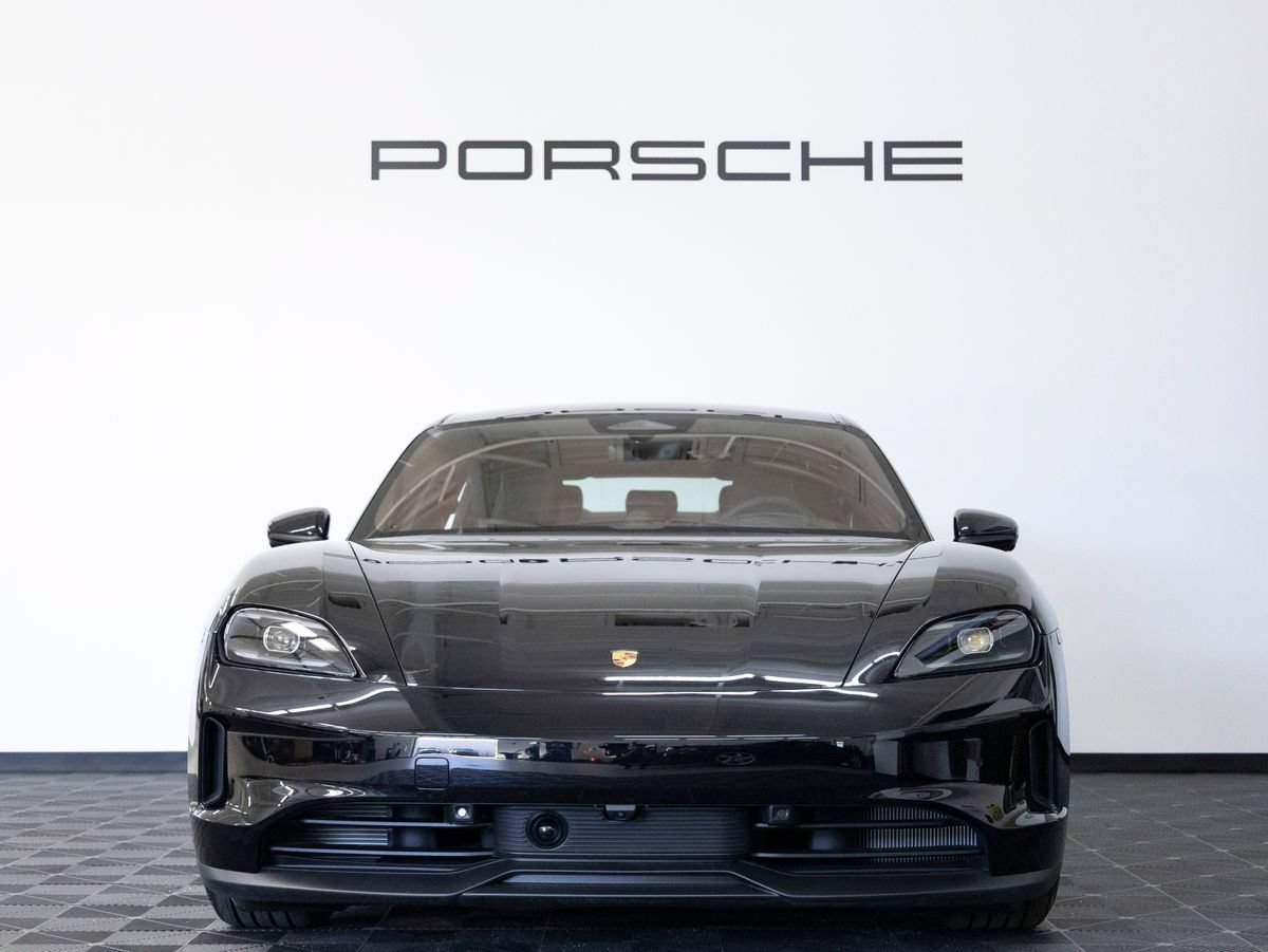 New 2026 Porsche Taycan 4S AWD/4WD image 10