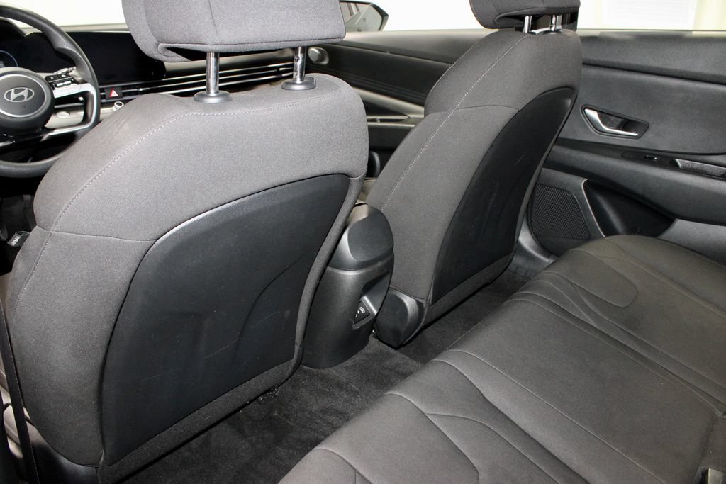 Used 2024 Hyundai Elantra SEL FWD image 22