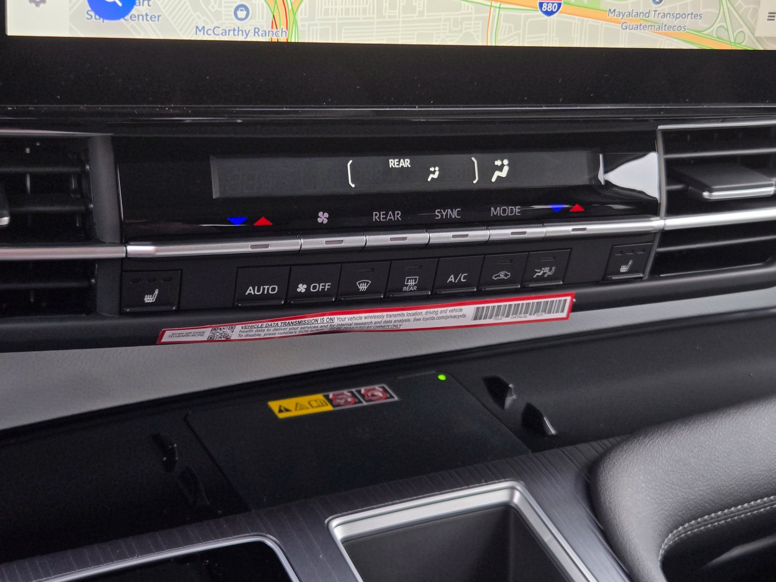 Used 2026 Toyota Sienna XLE FWD image 21