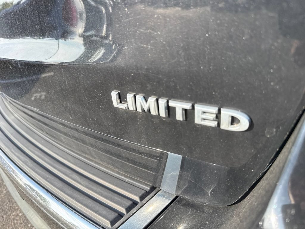 Used 2018 Jeep Grand Cherokee Limited AWD/4WD image 4