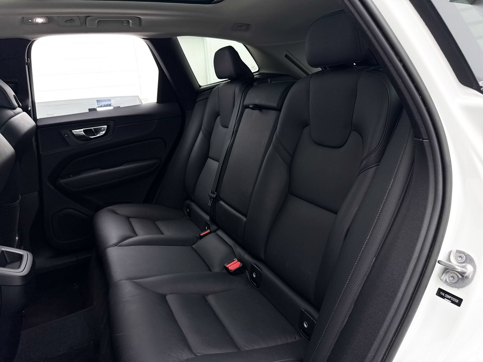 Used 2023 Volvo XC60 B5 Plus w/ Protection Package Premier FWD image 29