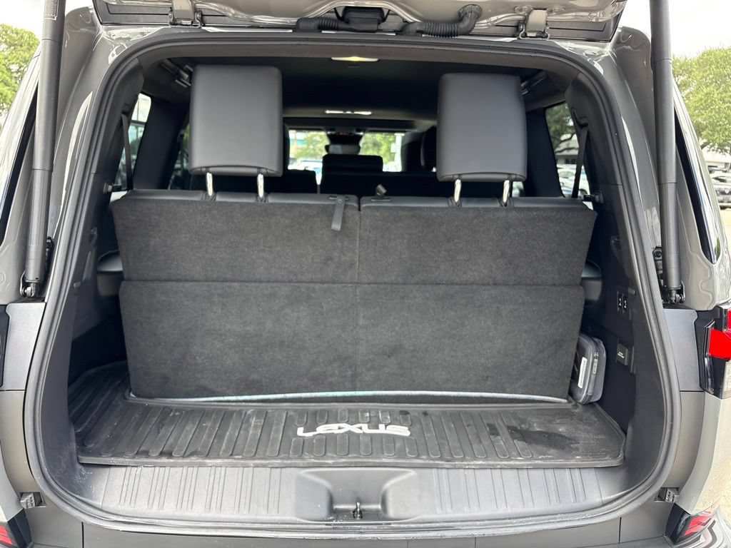 Certified 2024 Lexus GX 550 w/ Cold Area Package AWD/4WD image 22
