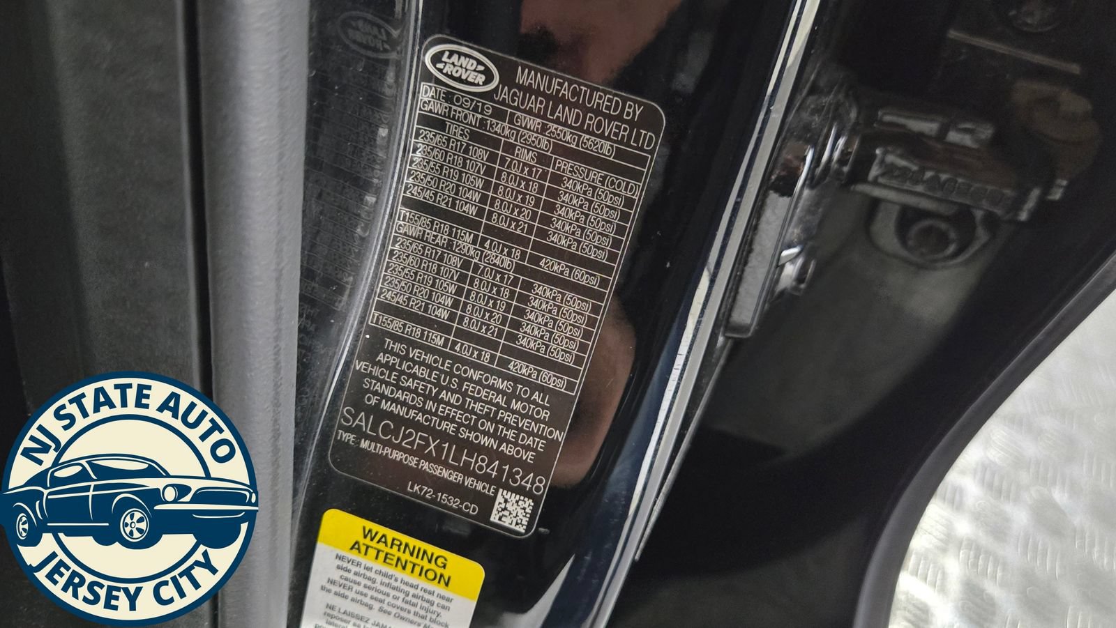 Used 2020 Land Rover Discovery Sport S AWD/4WD image 22