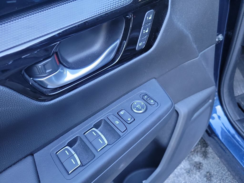 Certified 2025 Honda CR-V Sport Touring image 21